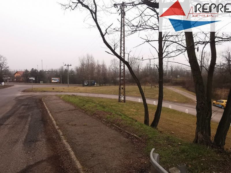 Prodej pozemek - Štětí