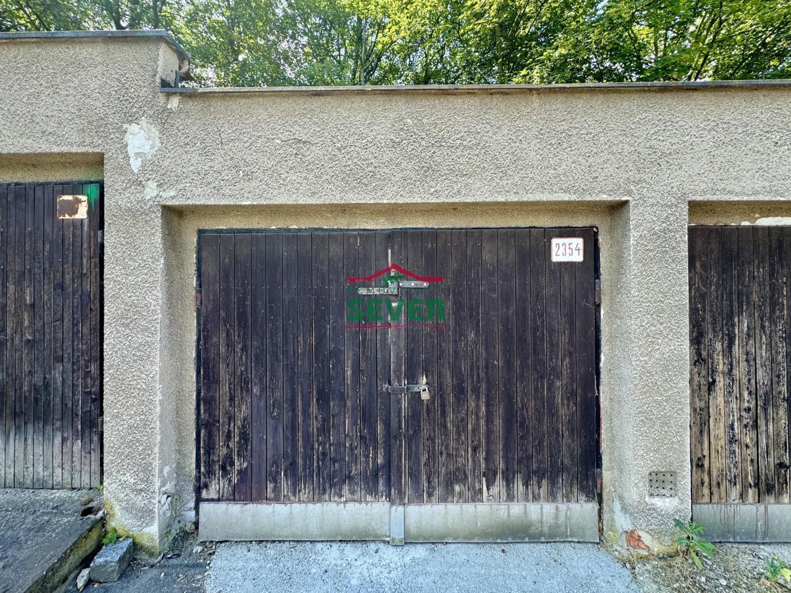 Garáže, Šikmá, Most, 19 m² - 1