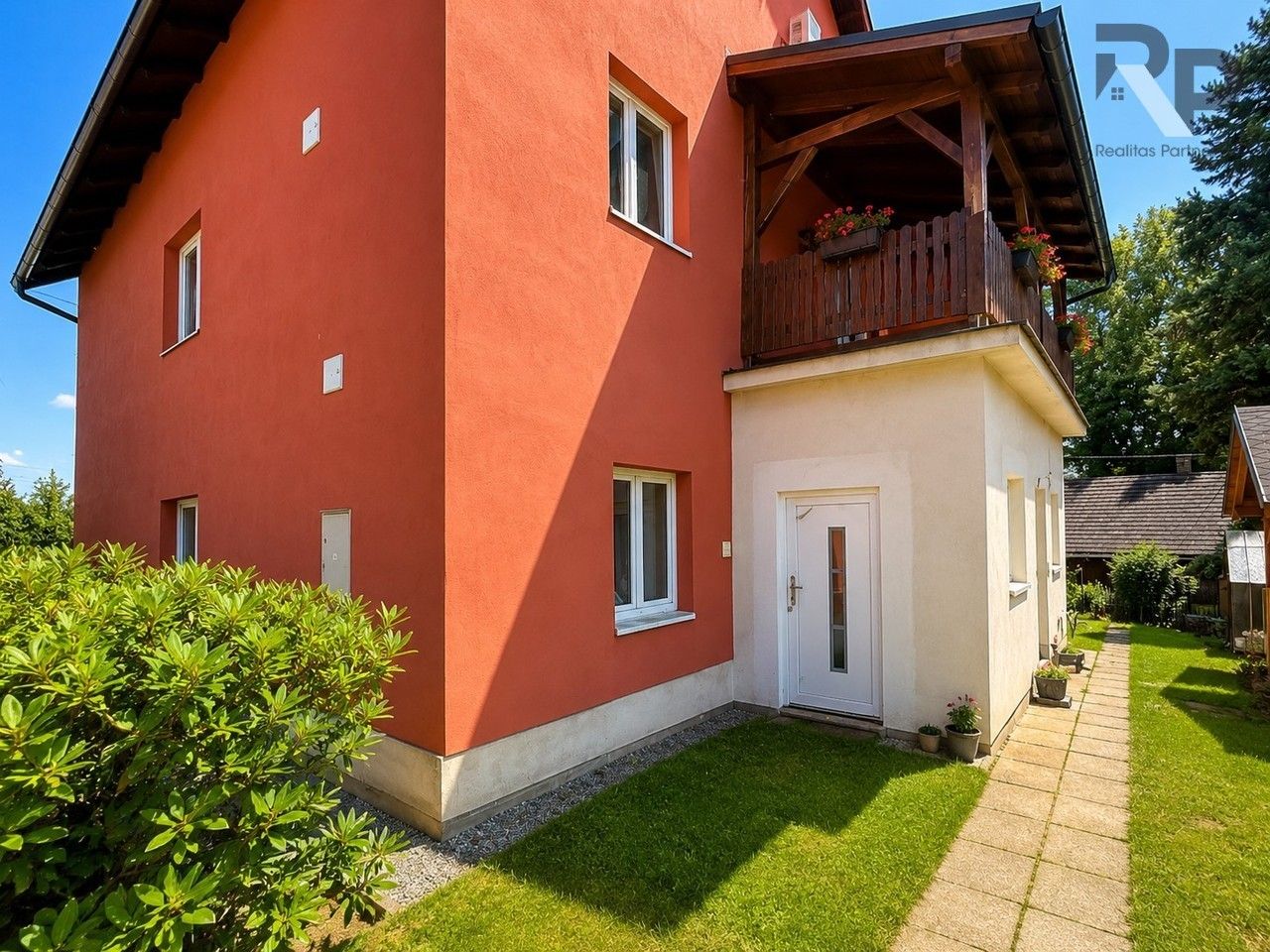 Rodinné domy, Lipová, Dobronín, 319 m² - 2