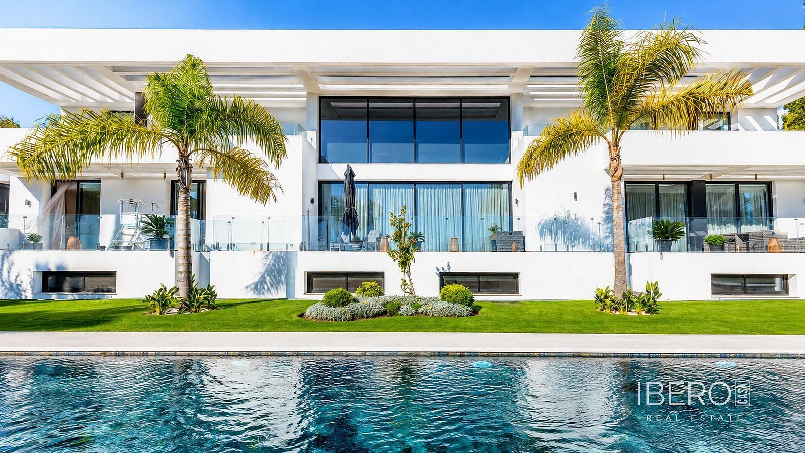 Prodej rodinný dům - El Paraiso, ES, 980 m² - 2