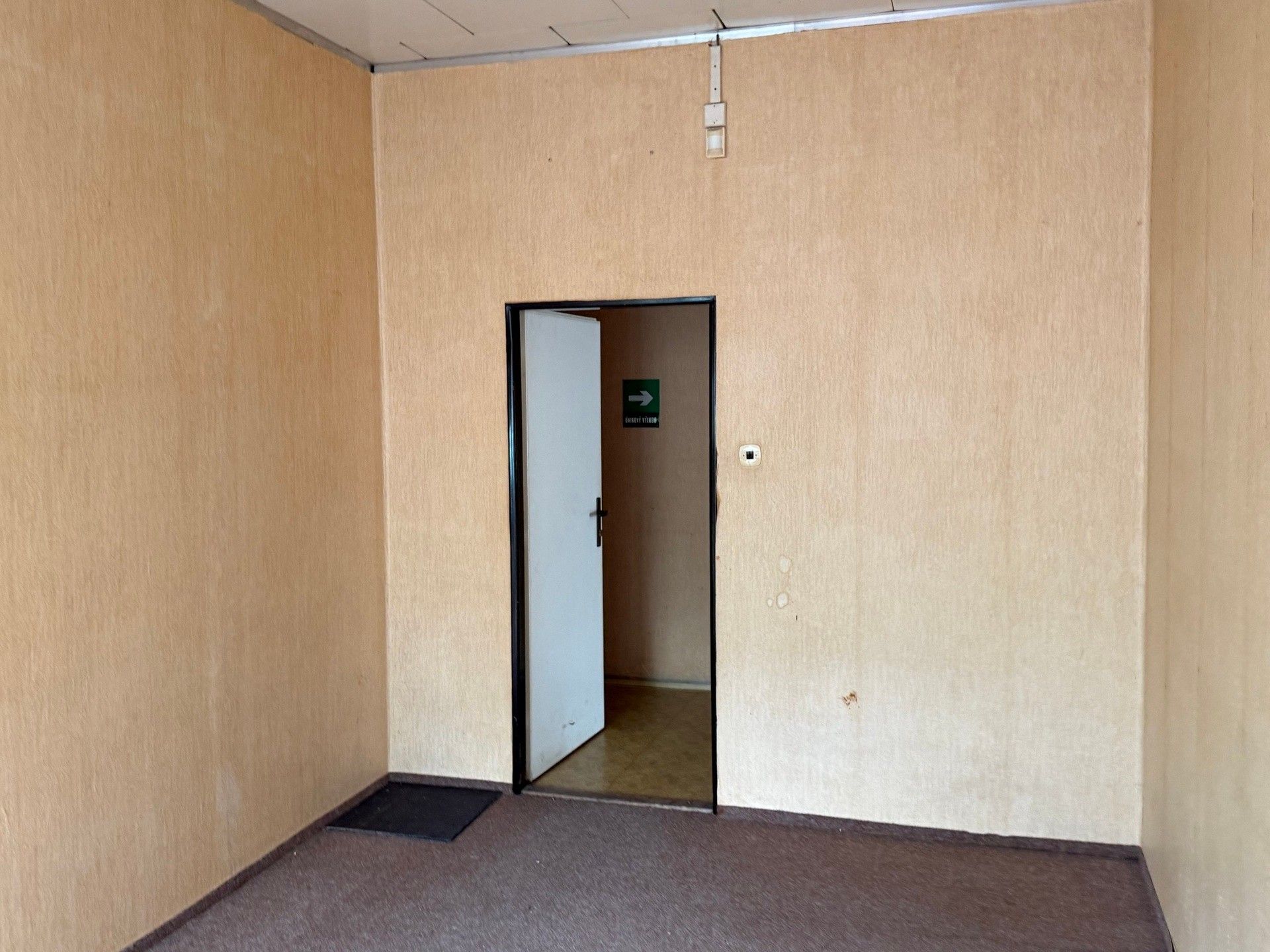 Sklady, U skalky, Praha, 15 m² - 2