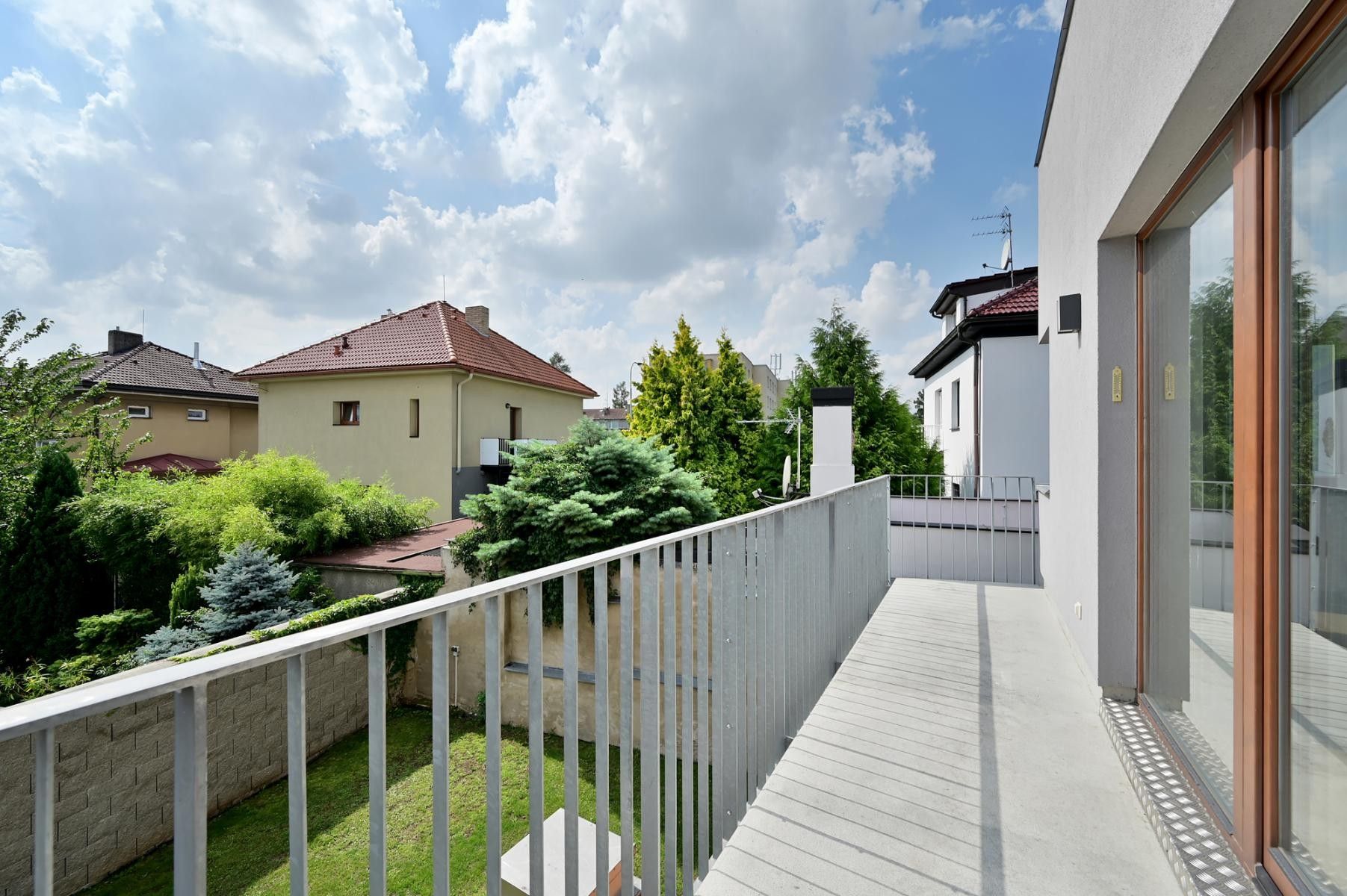 Pronájem byt 1+kk - Evropská, Praha, 56 m²