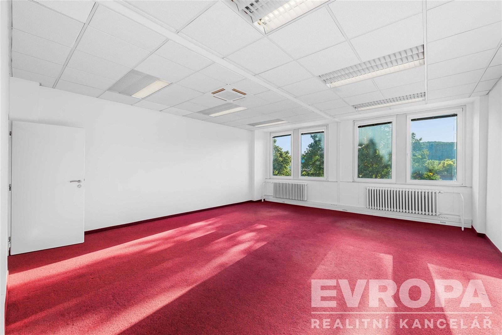 Pronájem kancelář - Modřanská, Praha, 19 m²