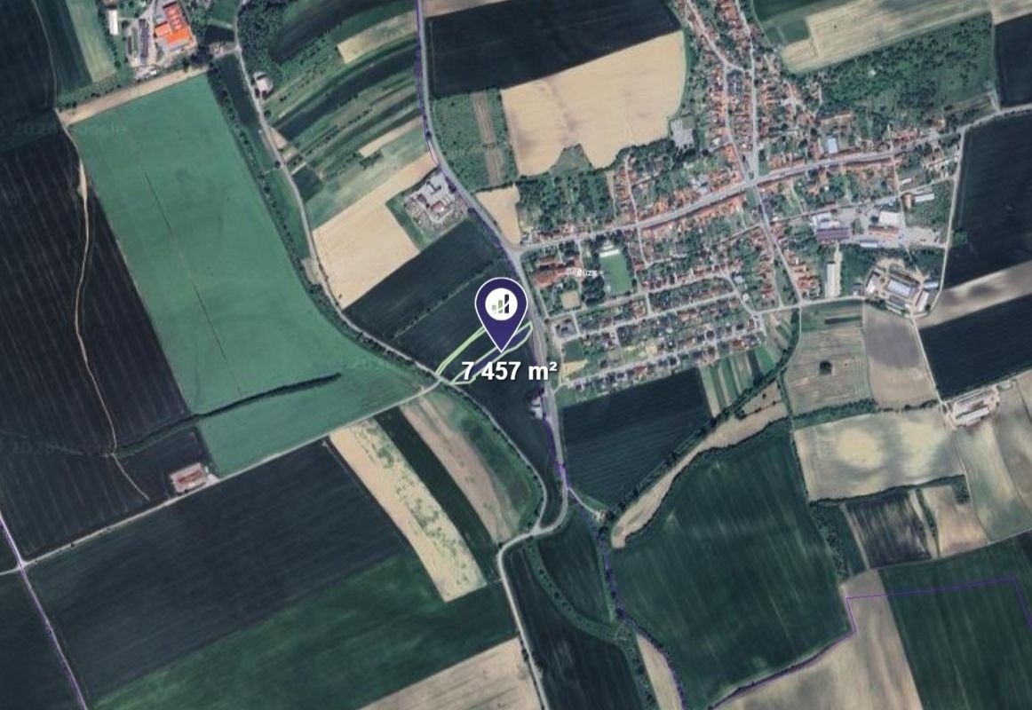 Prodej zemědělský pozemek - Uhřice, 1 243 m²