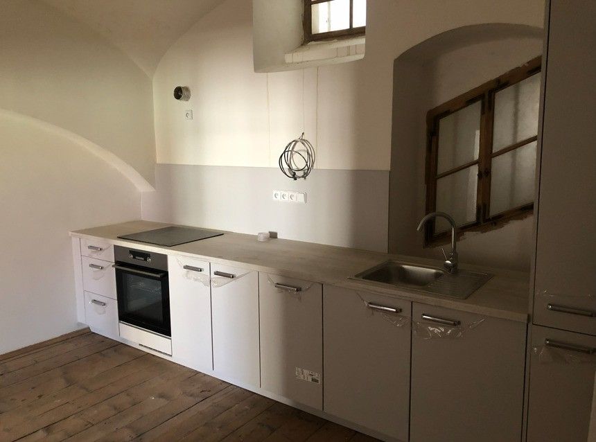 Pronájem byt 2+1 - Velké náměstí, Hradec Králové, 88 m²