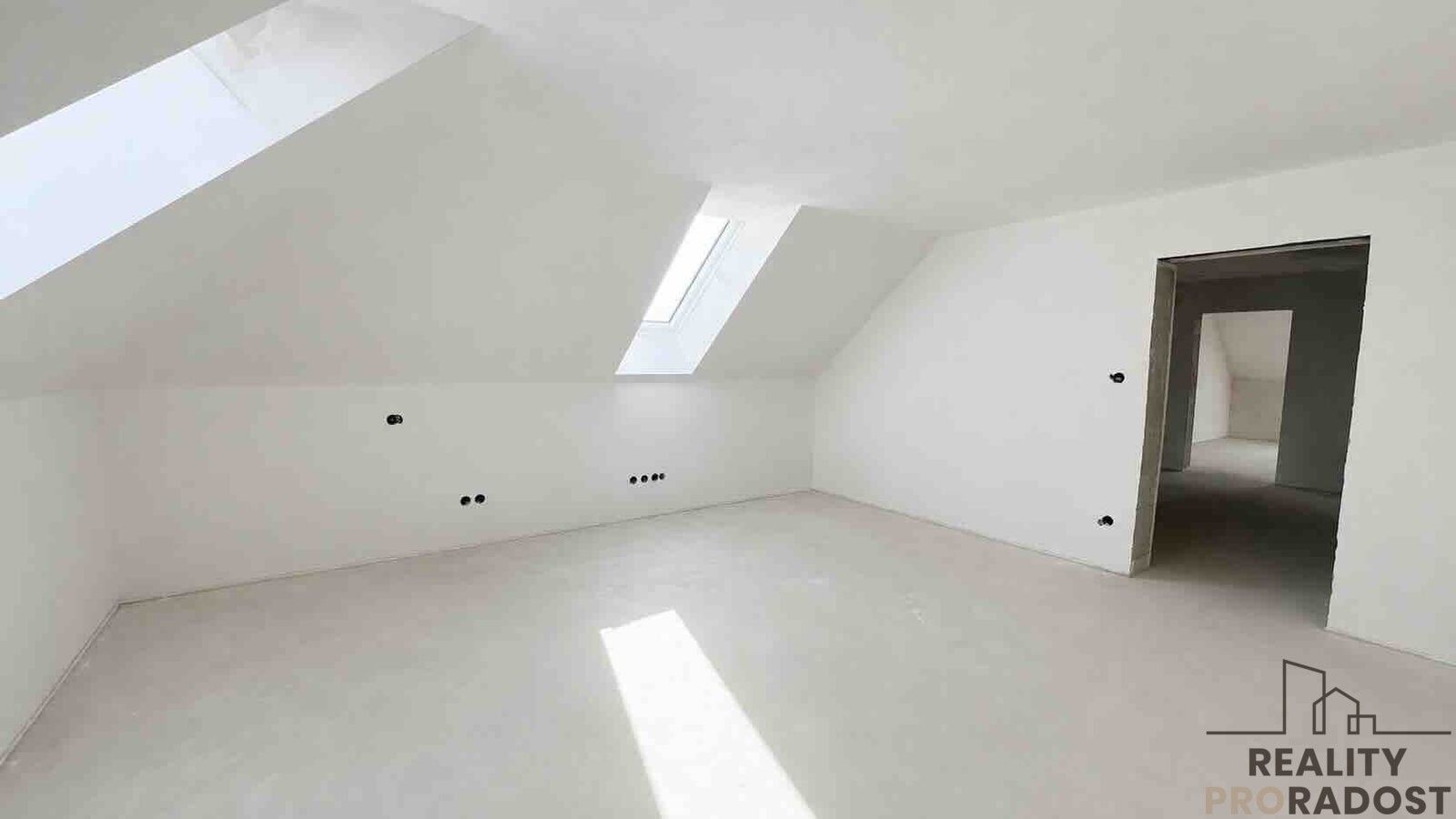 Prodej rodinný dům - Svinošice, 194 m² - 5