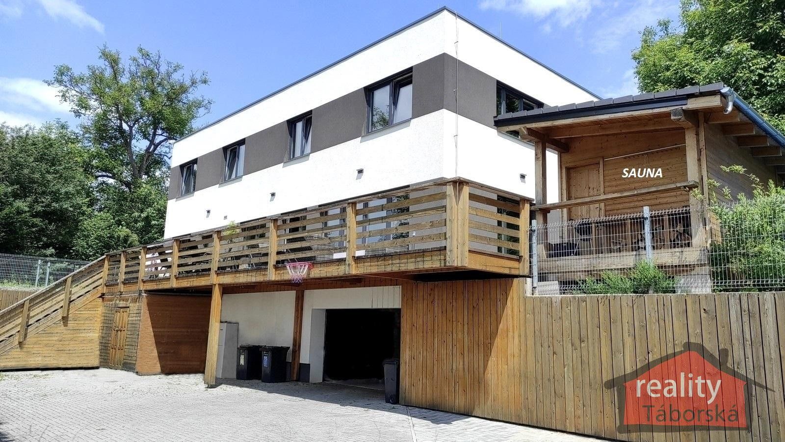 Rodinné domy, Říčany, 341 m²