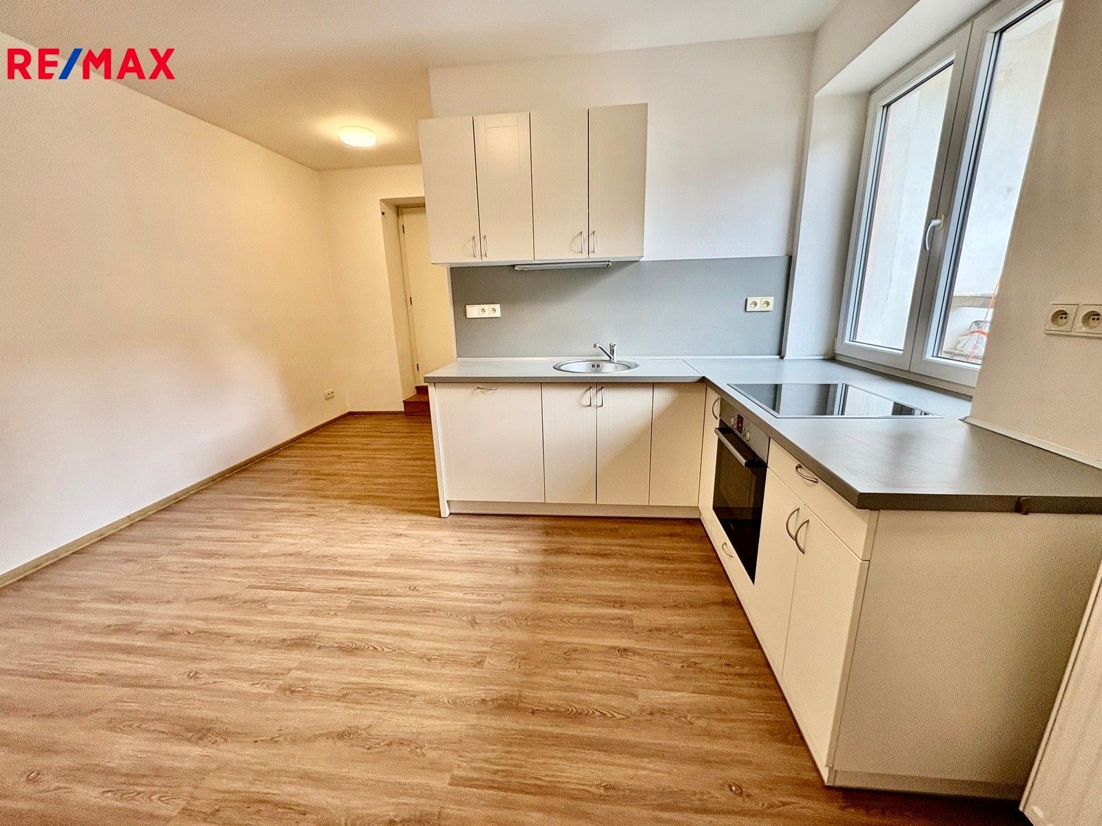 Pronájem byt 1+1 - 1. máje 115, Vimperk, 36 m²