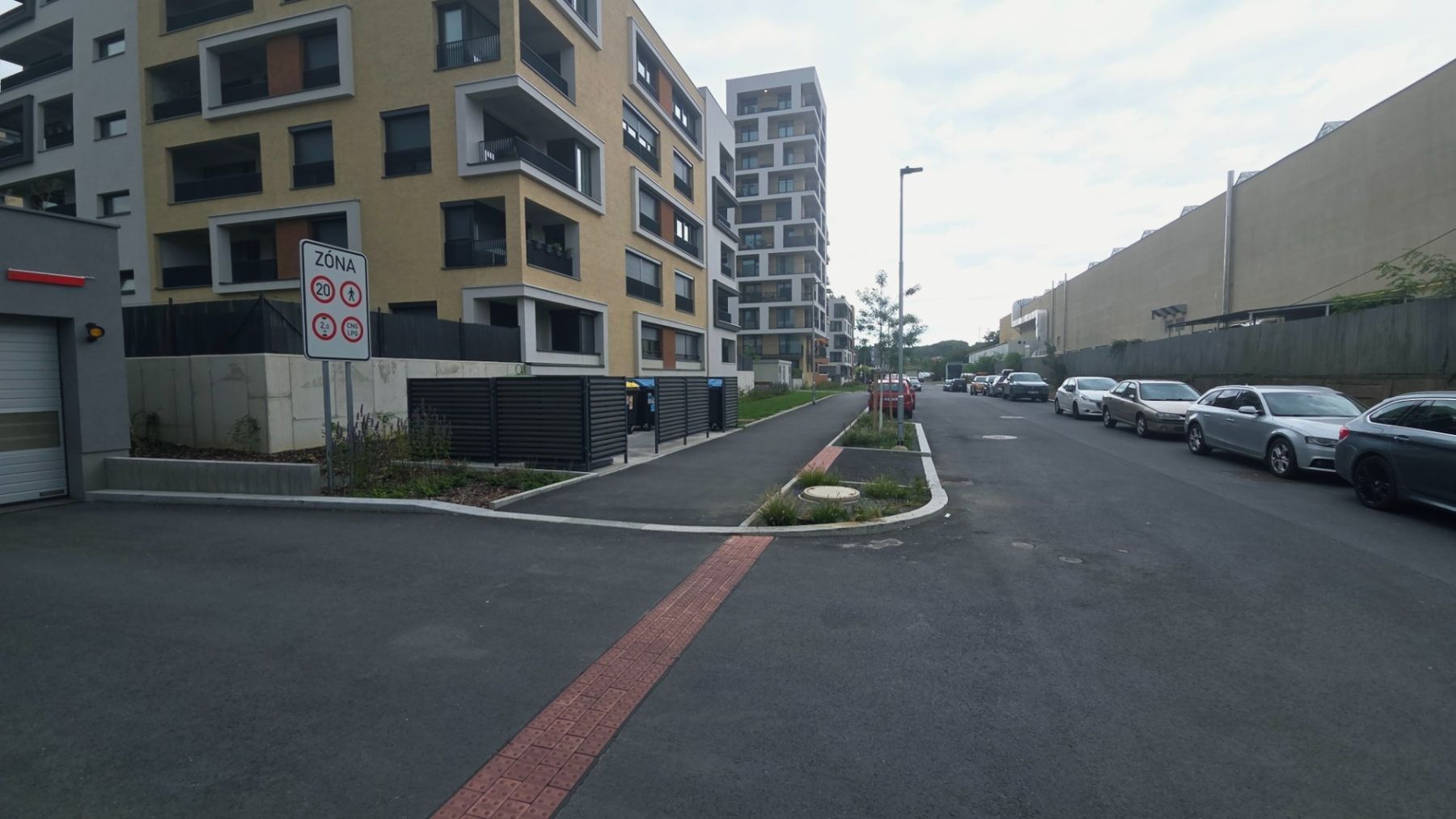 Pronájem garáž - Praha - Hloubětín, 14 m² - 5