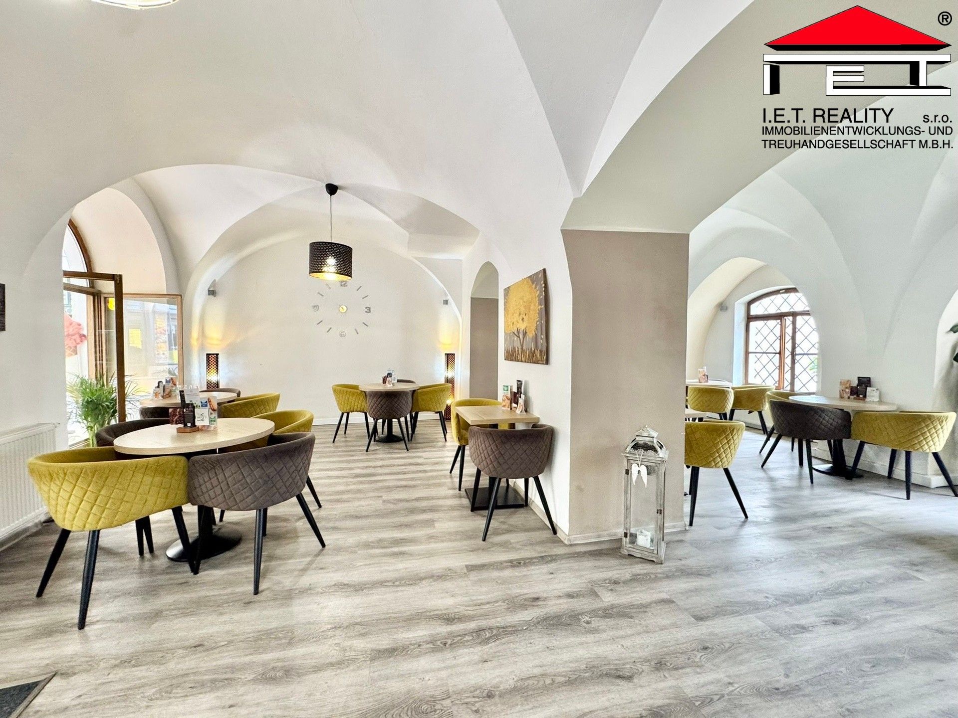 Restaurace, Minoritská, Brno, 142 m² - 2