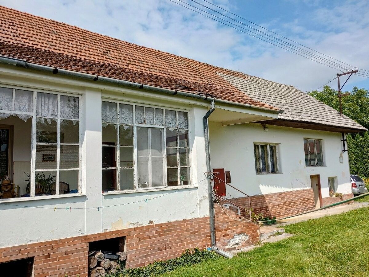 Rodinné domy, Kestřany, 398 21