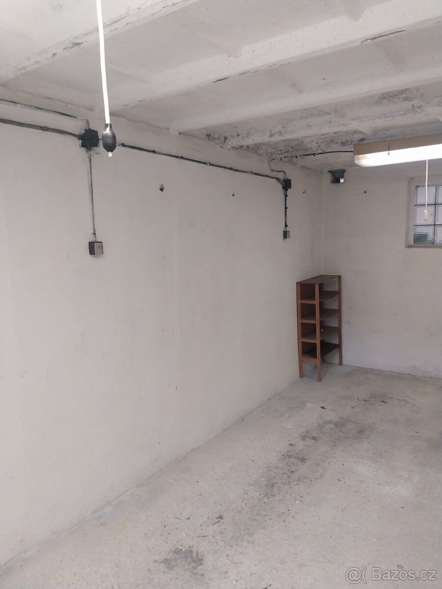 Pronájem garáž - Děčín, 405 02