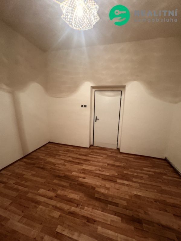 1+1, Budapešťská, Děčín, 42 m²