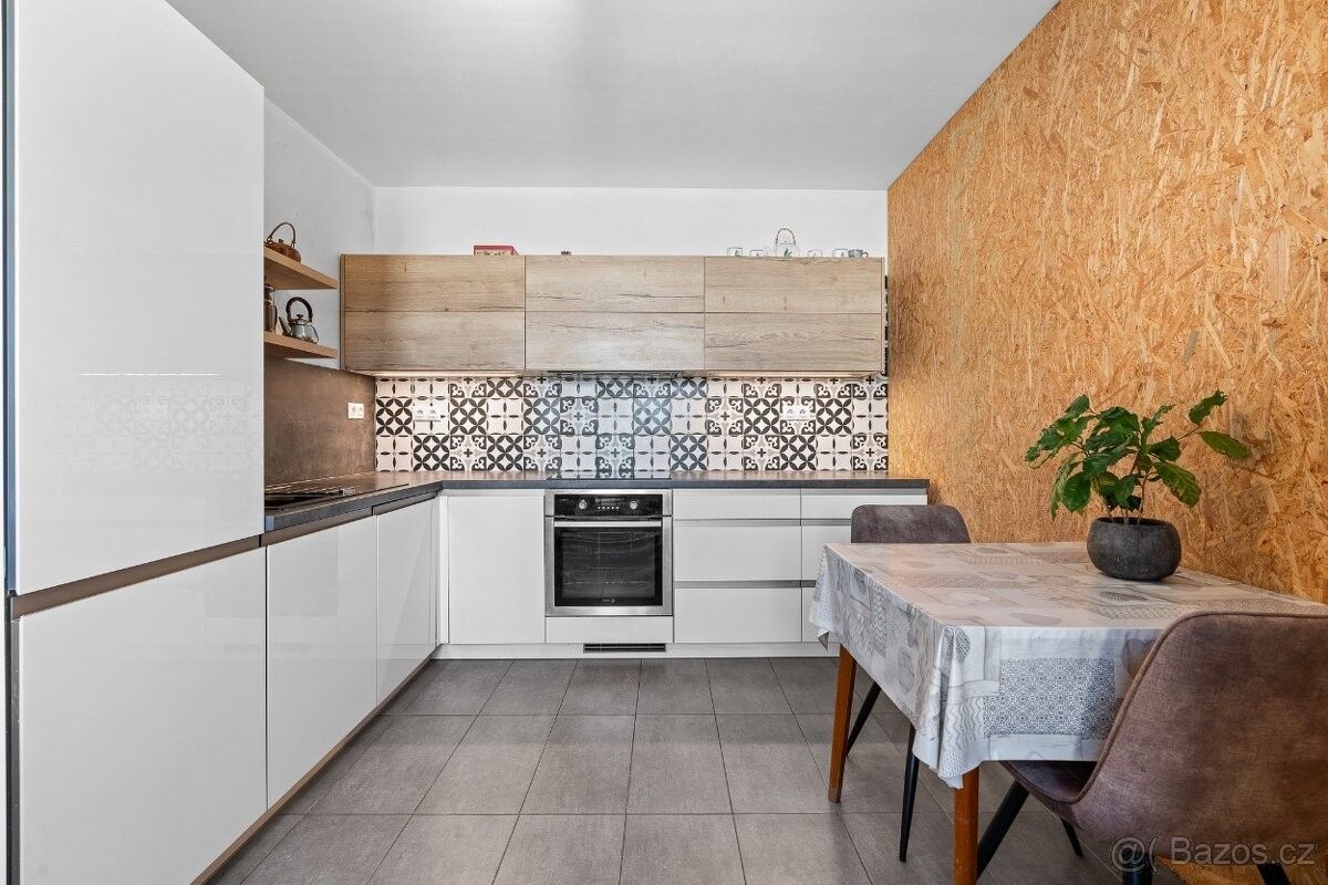 Prodej rodinný dům - Luhačovice, 763 26