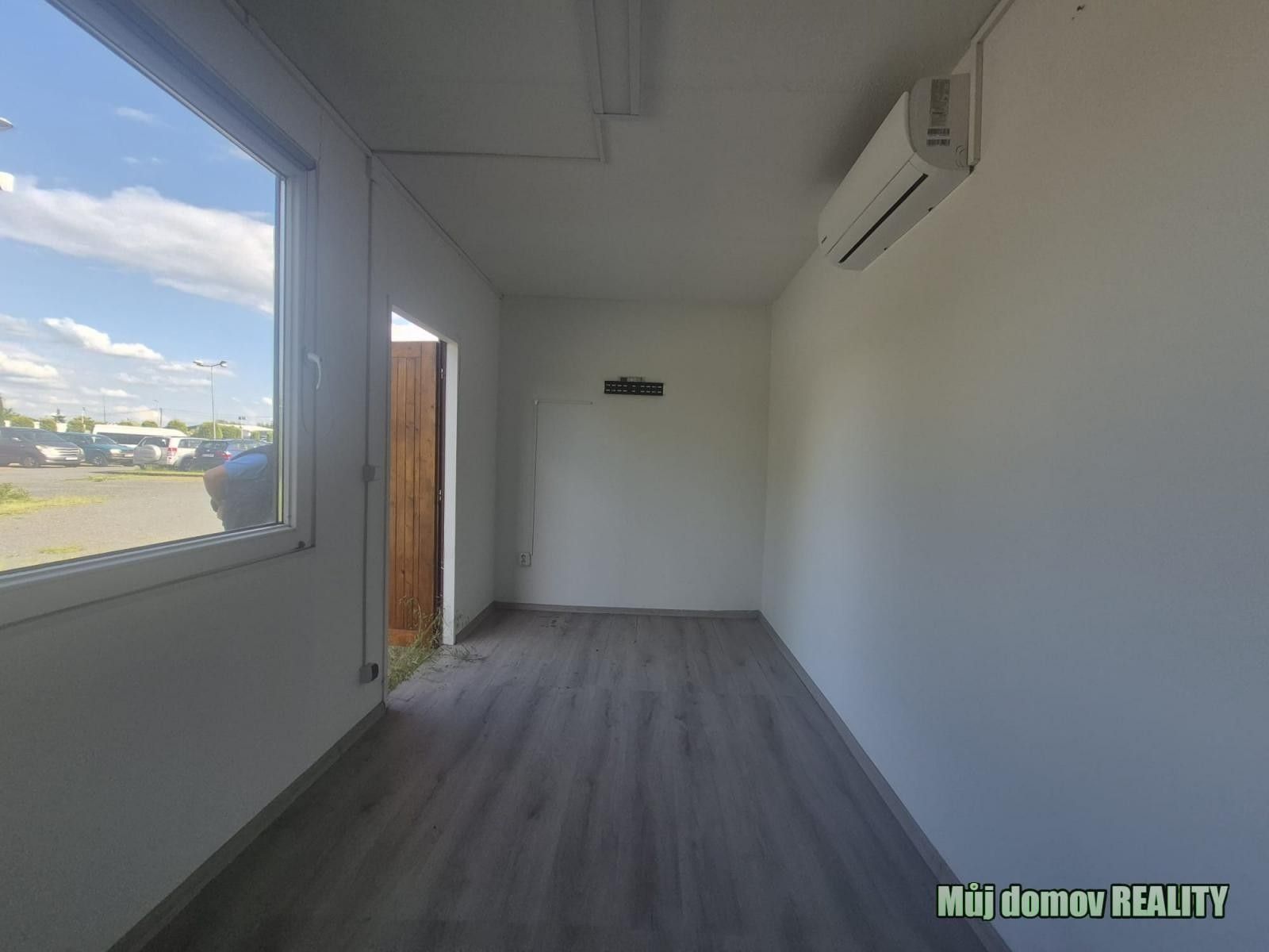 Ostatní, U topolů, Praha, 500 m² - 1