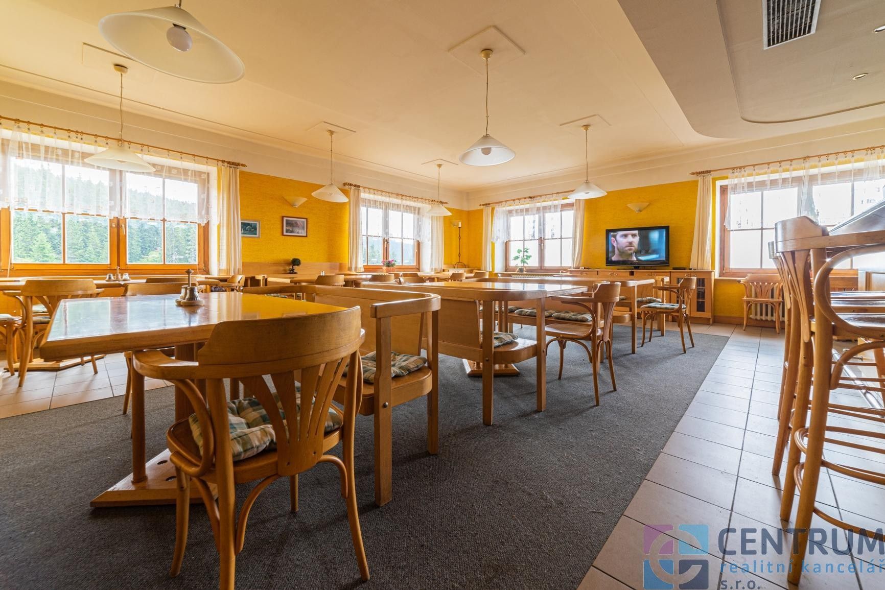 Prodej dům - Strážné, 478 m² - 5