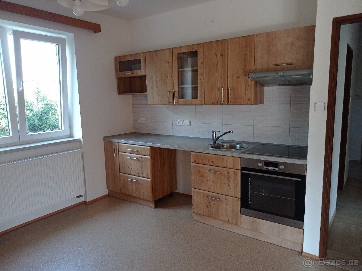 Pronájem byt - Úpice, 542 32