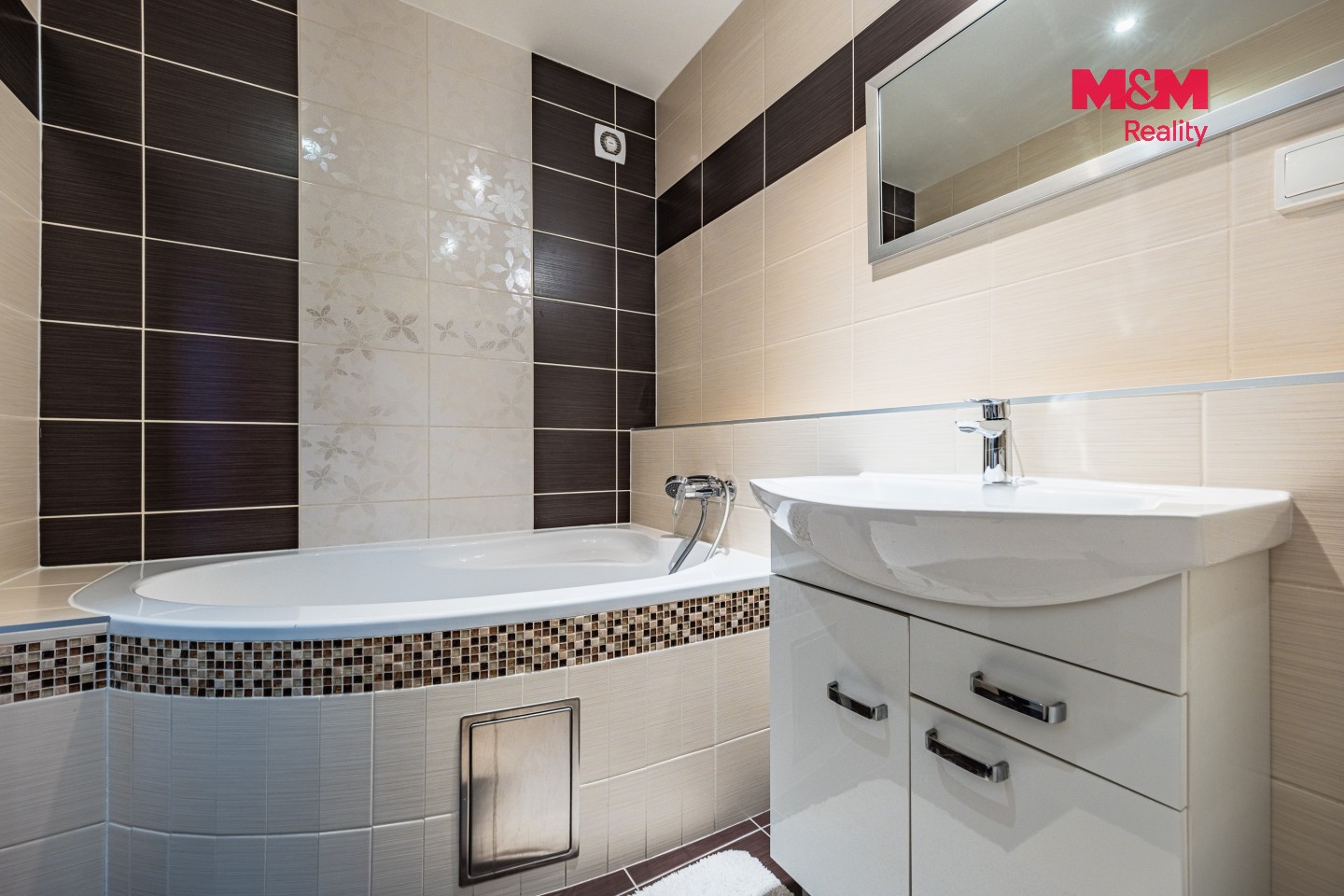 Byt 3+kk · 68 m² · Kuželova, Praha - 4