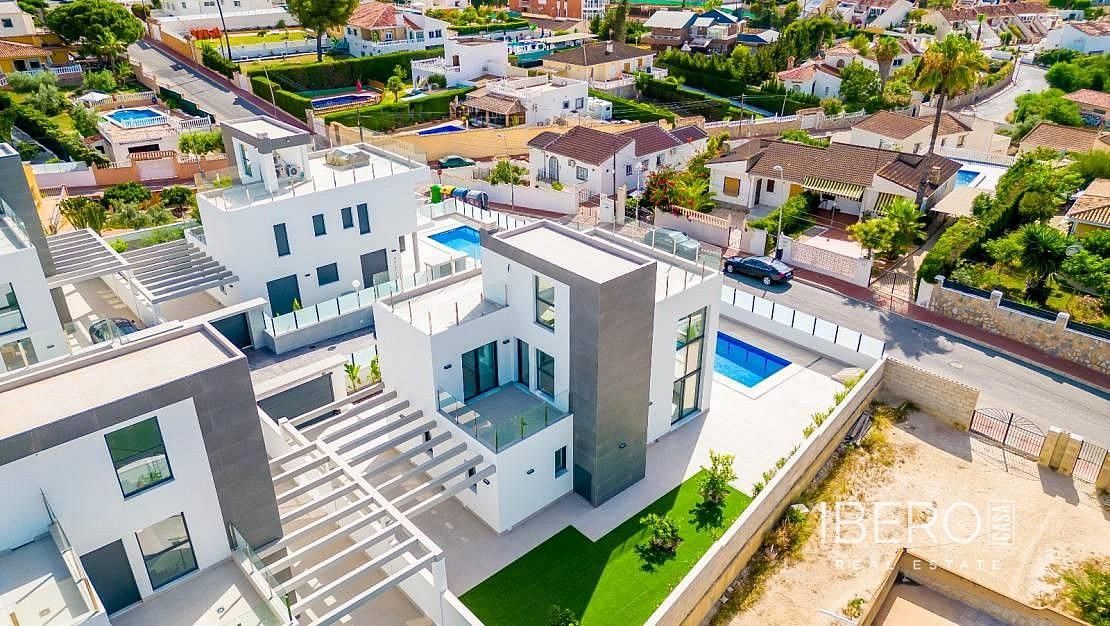 Rodinný dům · 190 m² · Los Balcones, ES - 3