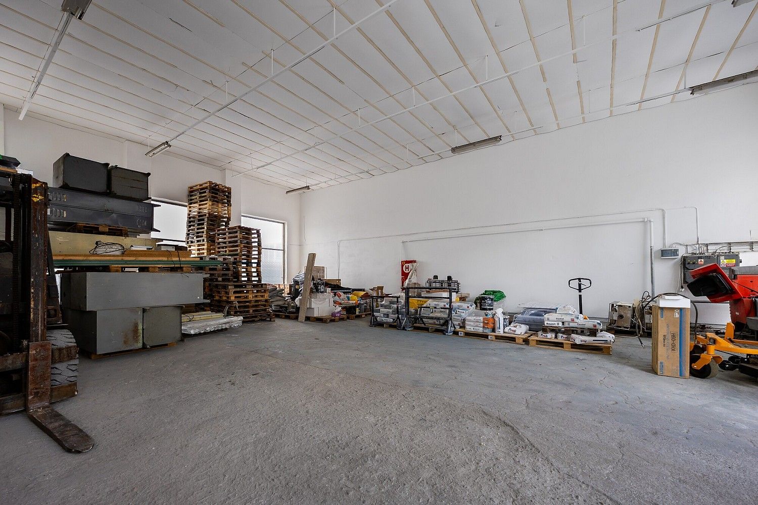 Sklady, Veselí nad Moravou, 127 m² - 2