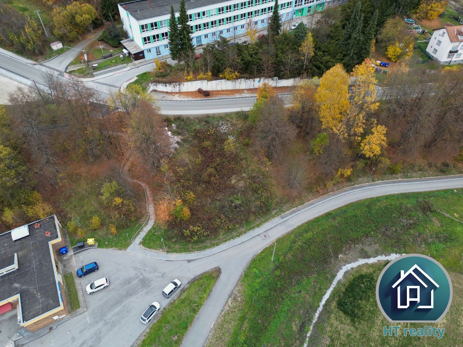 Prodej pozemek pro bydlení - K Bazénu, Větřní