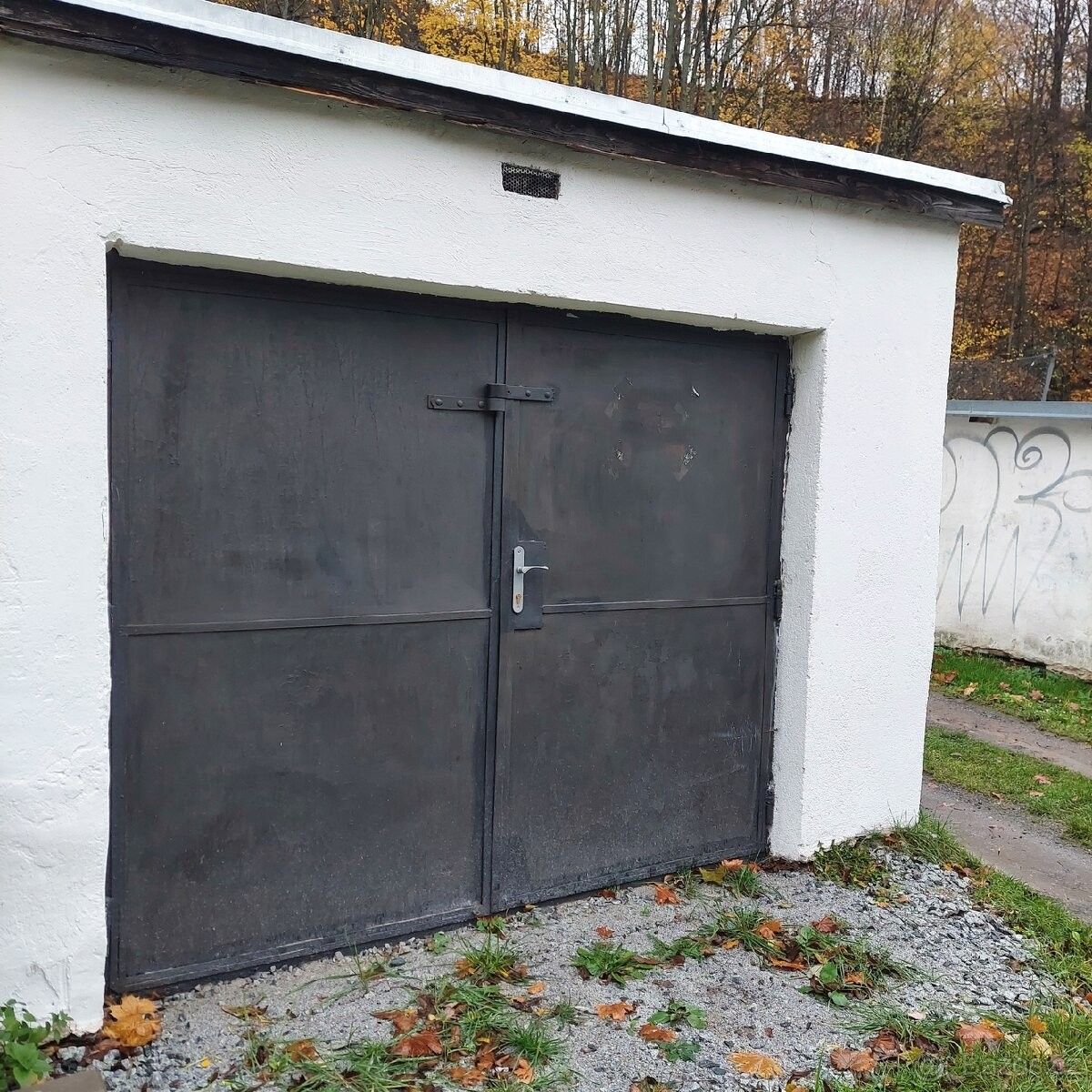 Garáže, Jihlava, 586 01