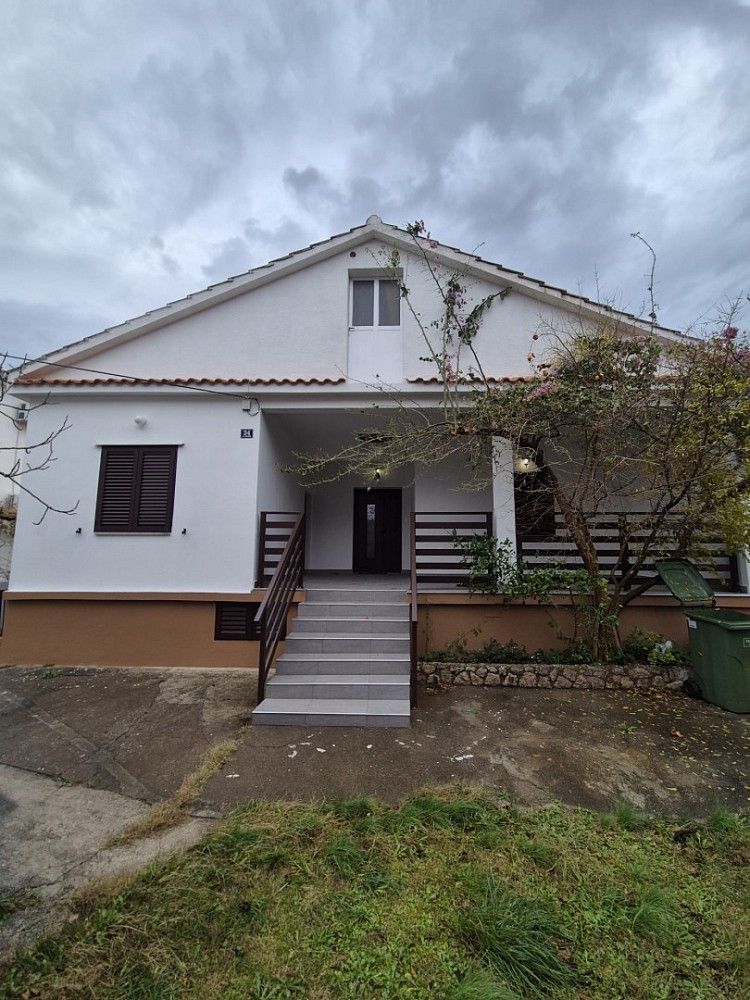 Prodej rodinný dům - Starigrad, HR, 90 m² - 2