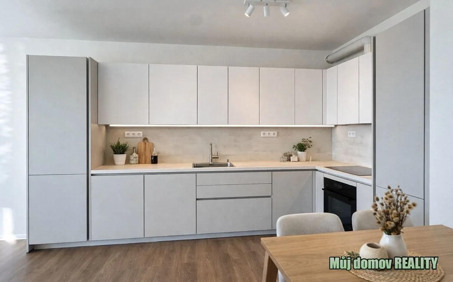3+kk, Raichlova, Praha, 92 m² - 2