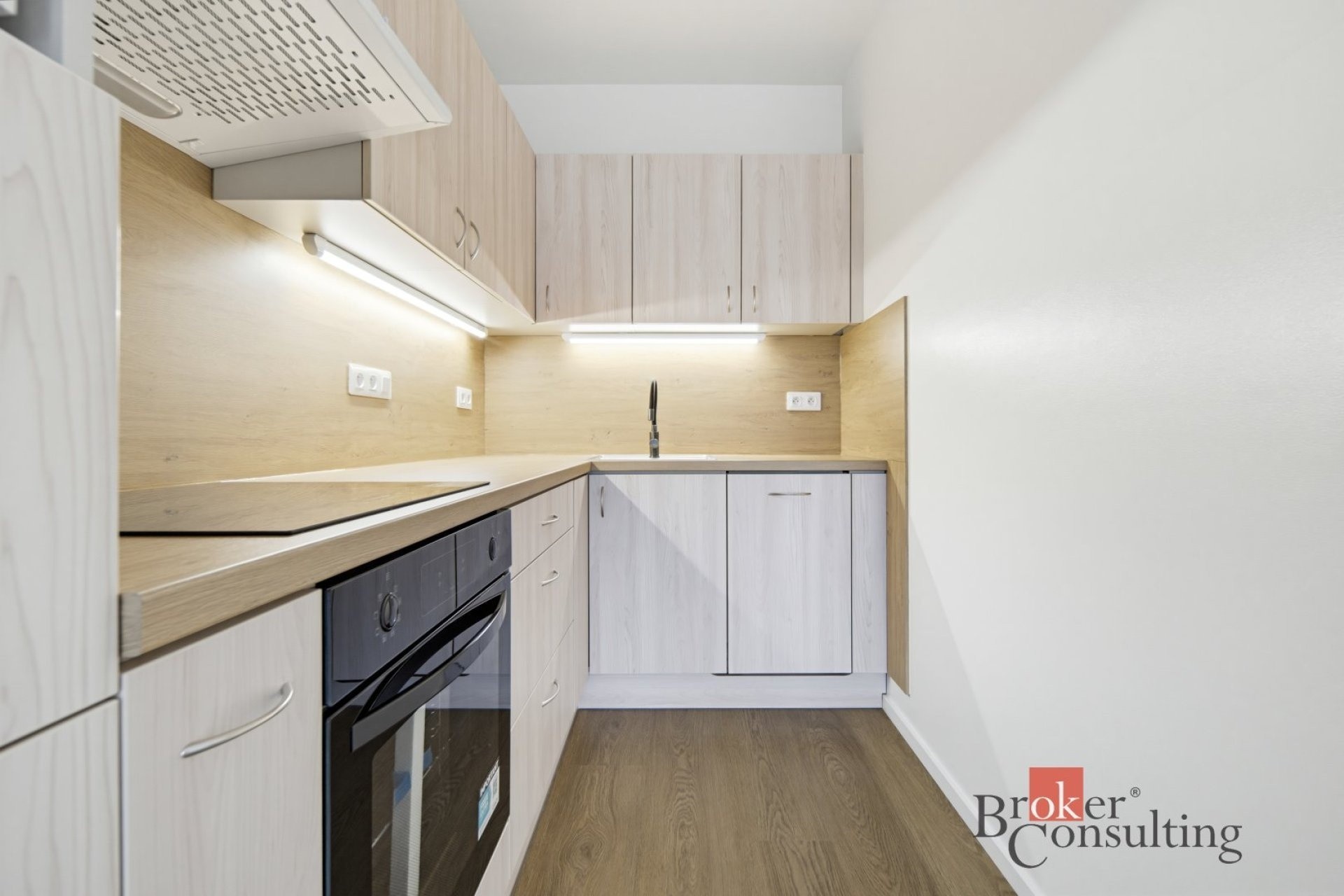 Pronájem byt 2+kk - Na Střezině,Hradec Králové, 50 m² - 2