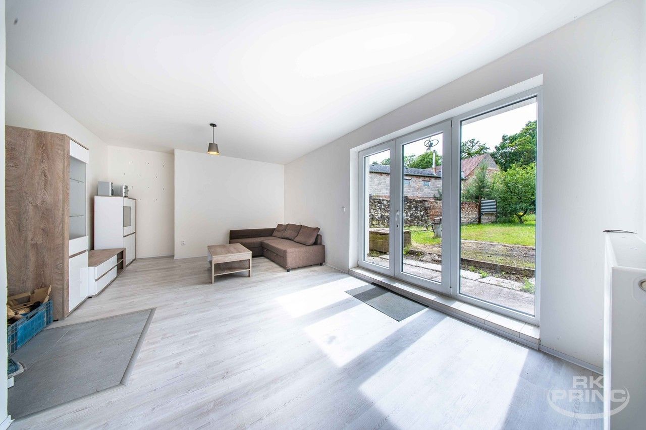 Prodej rodinný dům - Dvorce, Lysá nad Labem, 300 m² - 2