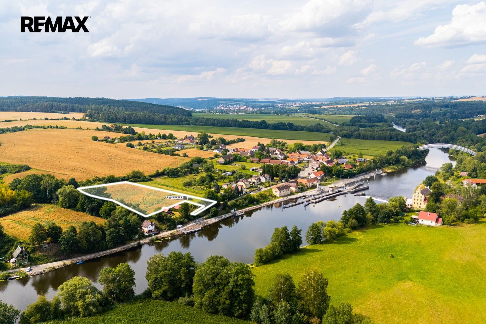 Pozemek pro bydlení · 7 737 m² · Týn nad Vltavou - 3