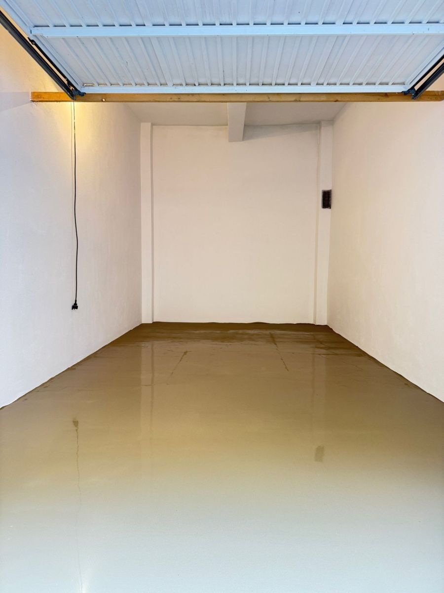Garáže, Pod vilami, Praha - Nusle, 16 m² - 2