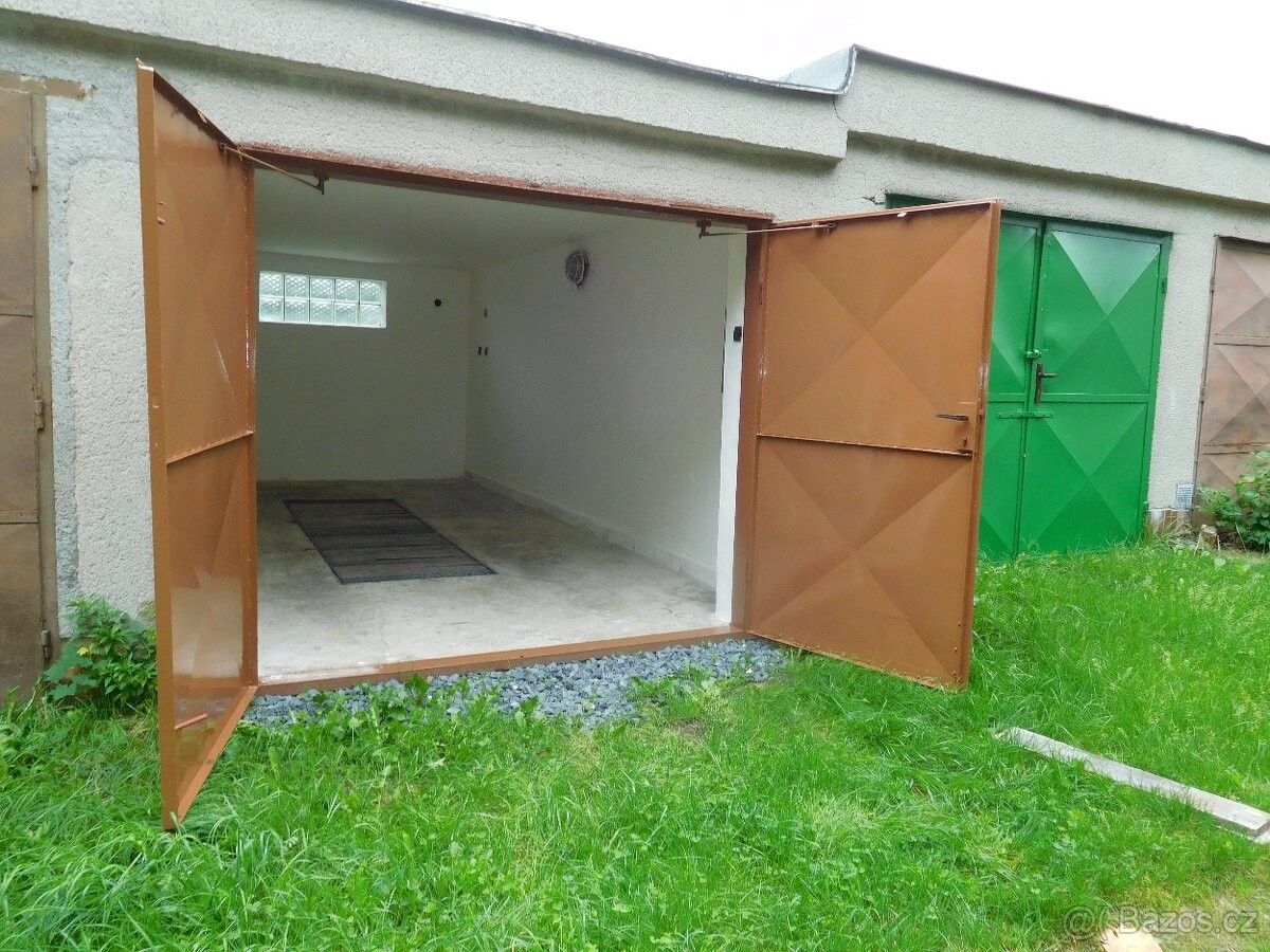 Garáže, Frýdlant nad Ostravicí, 739 11