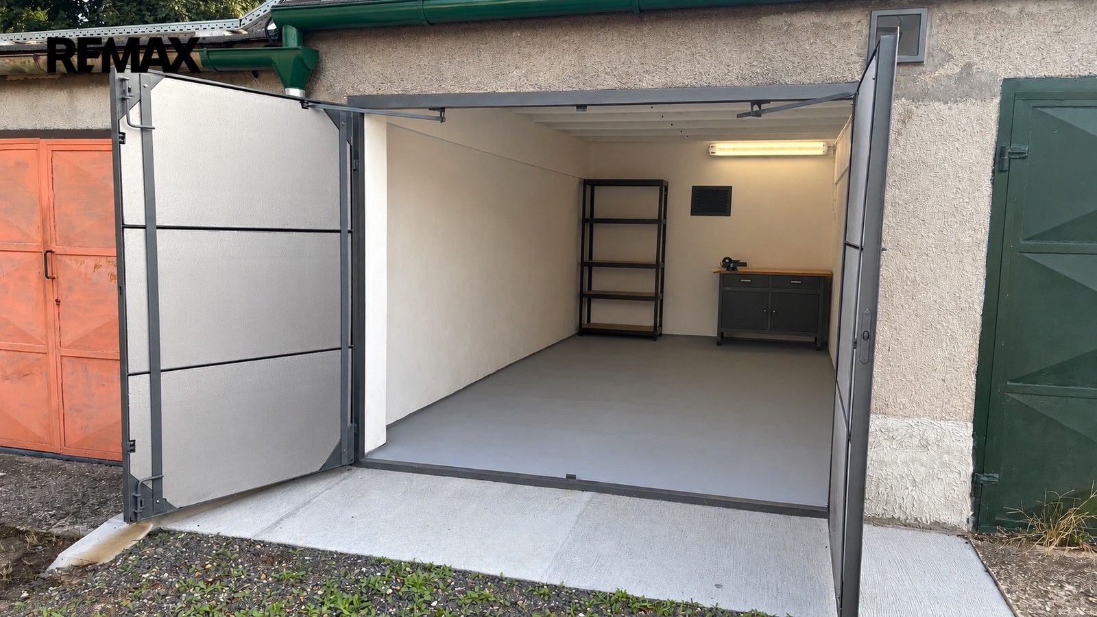 Pronájem garáž - Slaný, 20 m² - 2