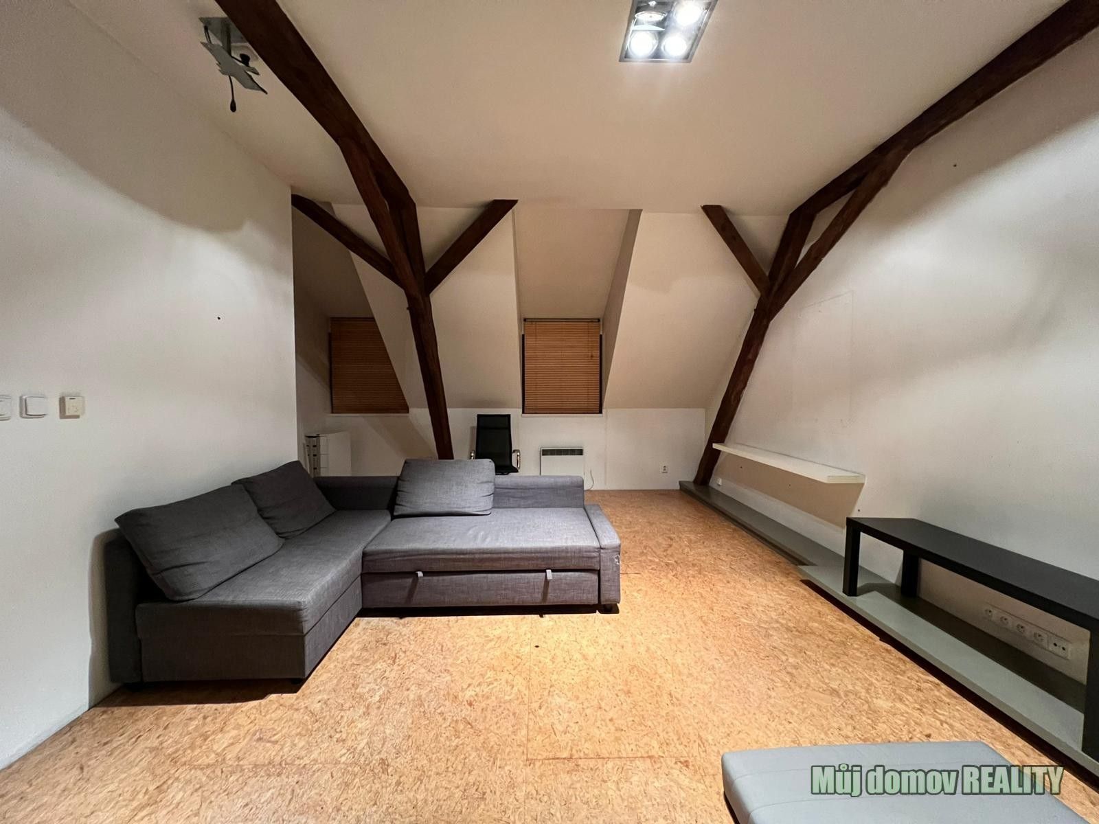 Pronájem byt 2+kk - K Tuchoměřicům, Praha, 86 m²