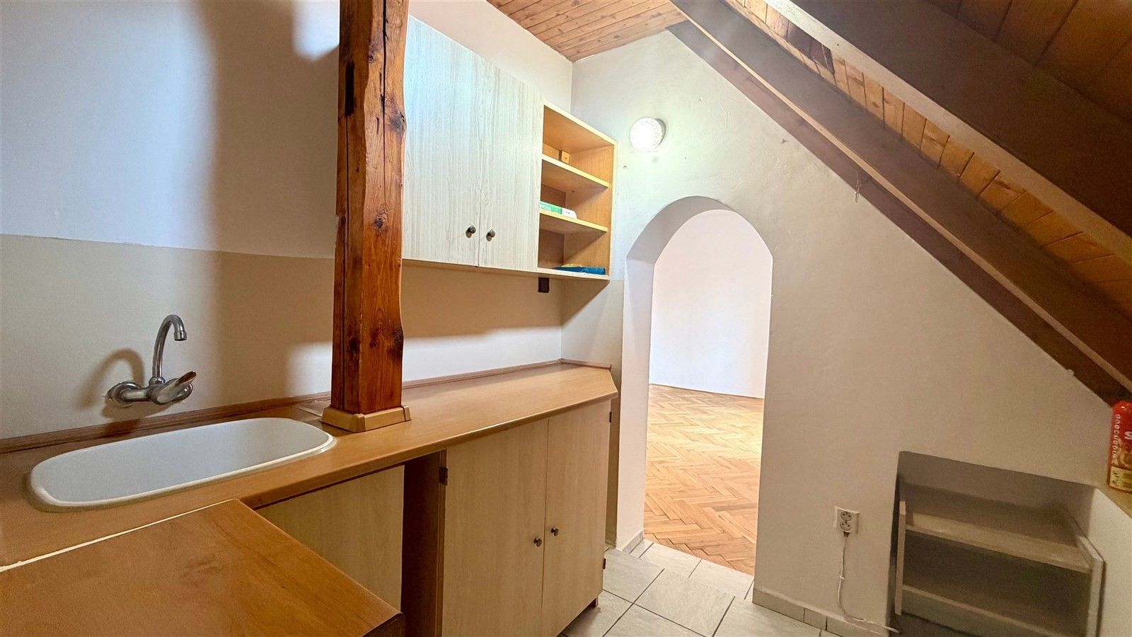 Byt 1+kk · 32 m² · Jakubská 381, Cheb - 3