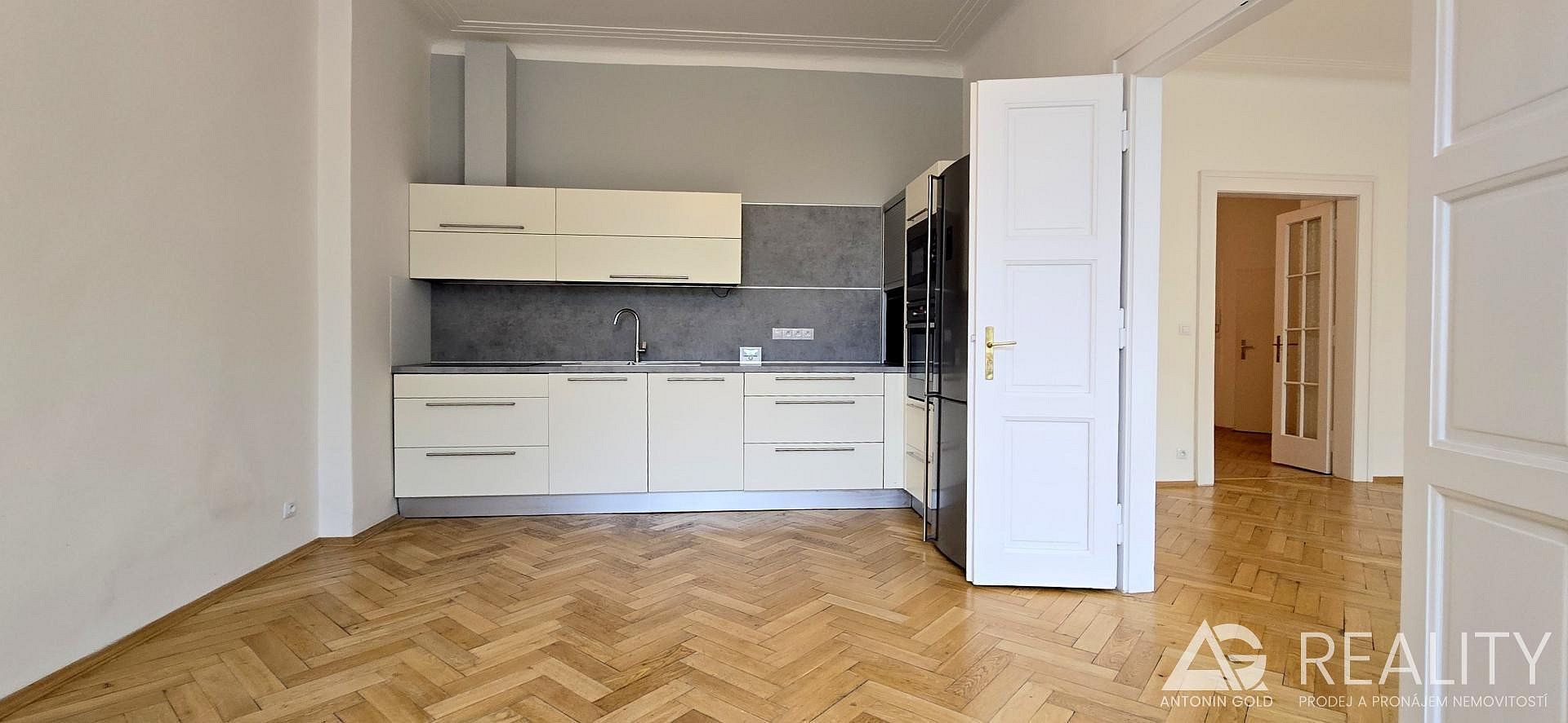 4+kk, Podskalská, Praha 2 - Nové Město, 106 m² - 2