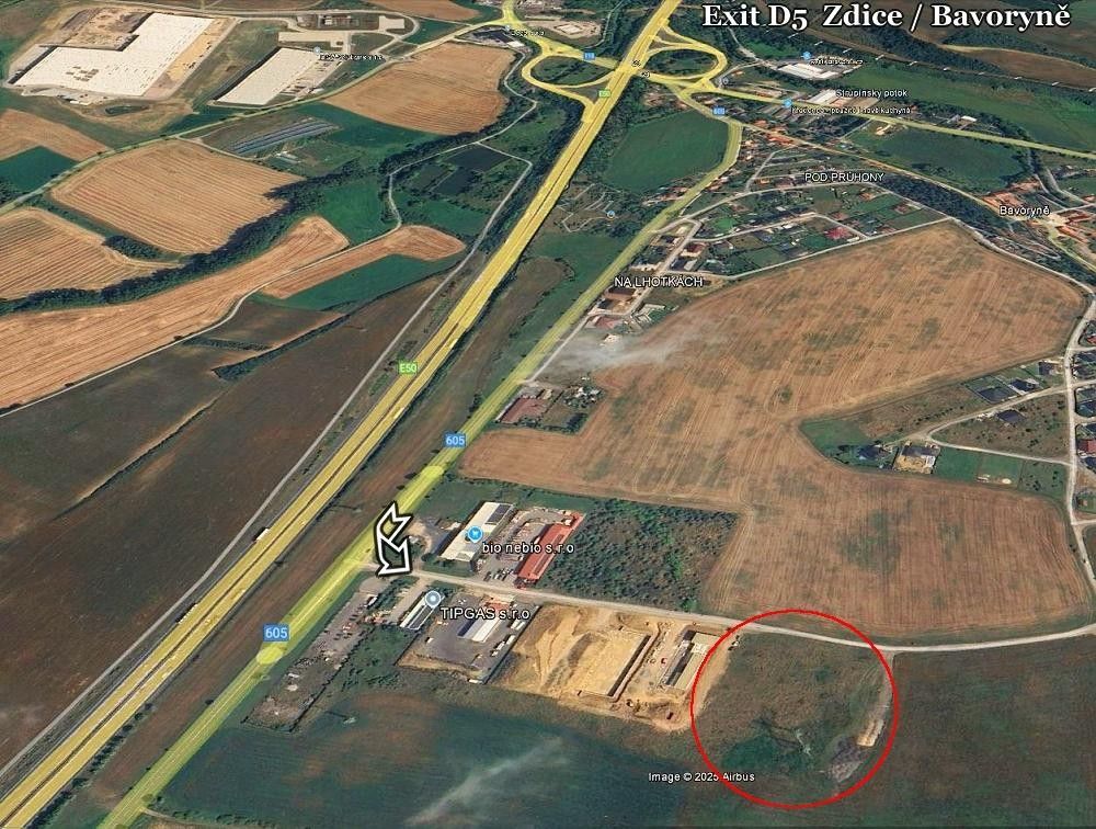 Prodej komerční pozemek - Průmyslová zóna, Bavoryně, 9 892 m²