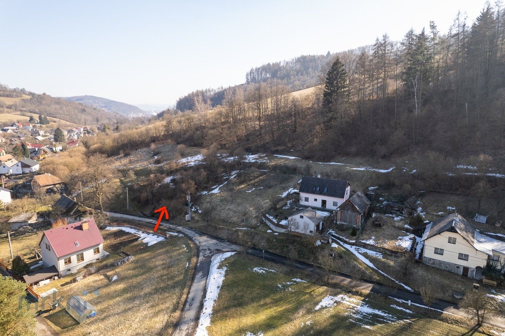 Prodej pozemek pro bydlení - Bušín