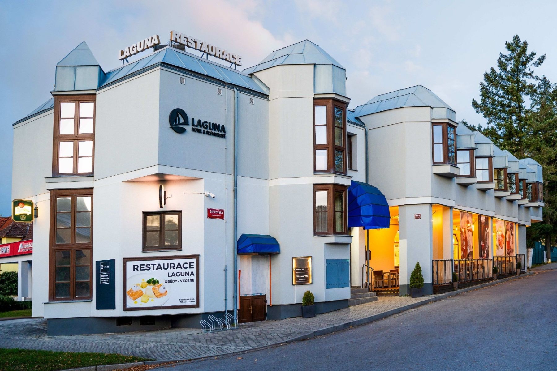 Obchodní prostory, 229 m²
