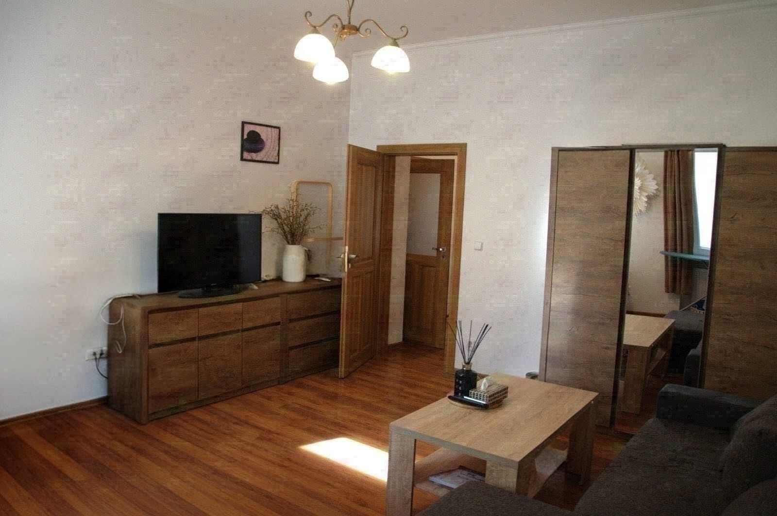 2+1, Krále Jiřího, Karlovy Vary - Karlovy Vary, Karlovarský kraj, 57 m² - 2