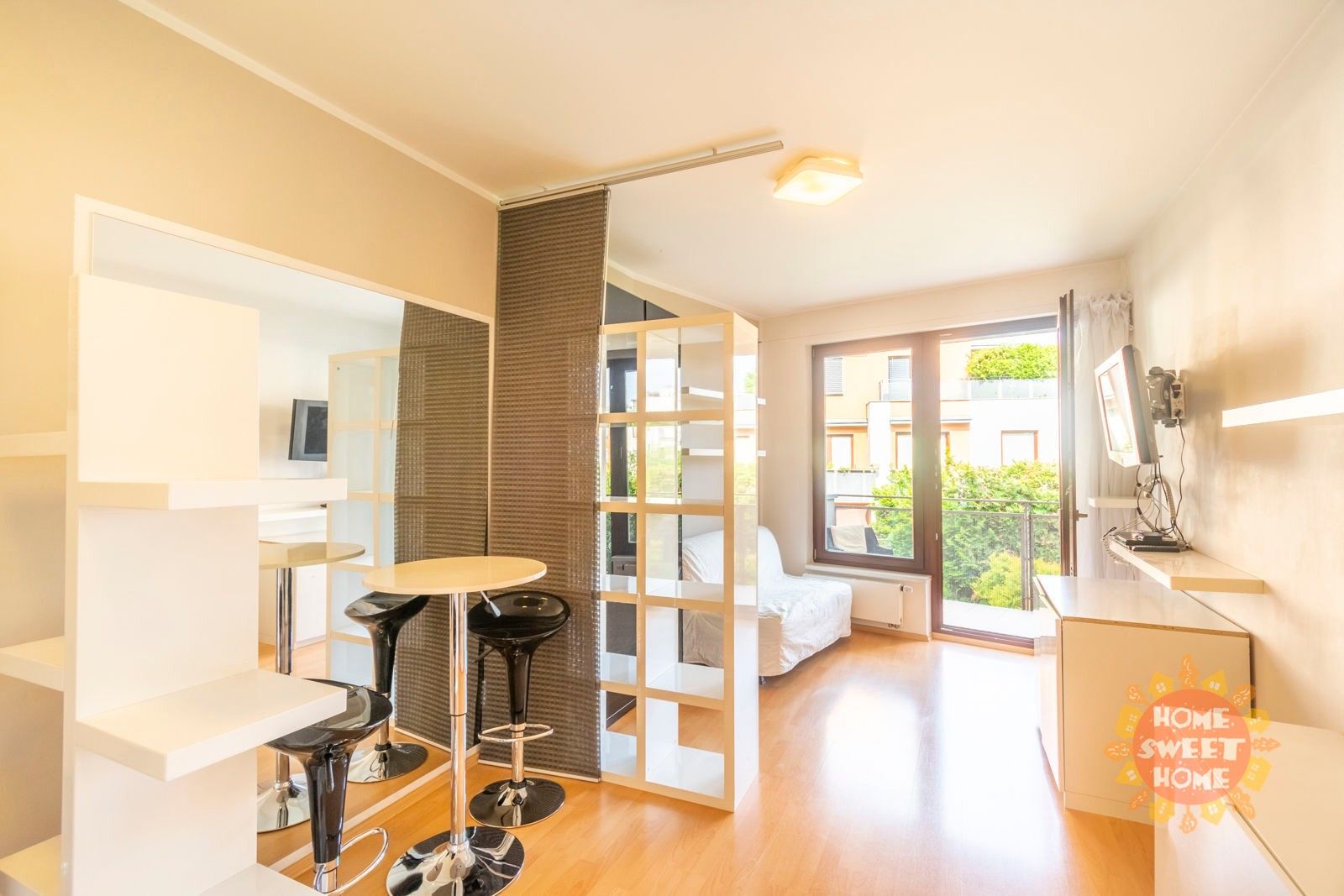 Pronájem byt 1+kk - Jeřabinová, Praha, 33 m²