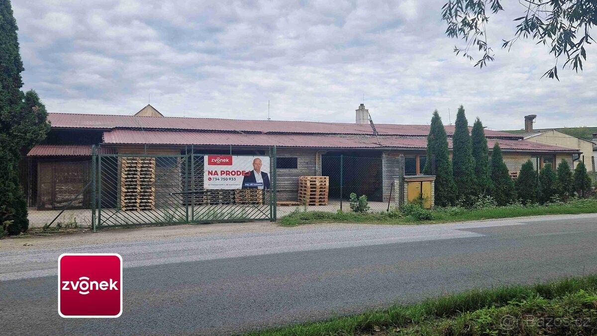 Ostatní, Louka nad Veličkou, 696 76 - 1