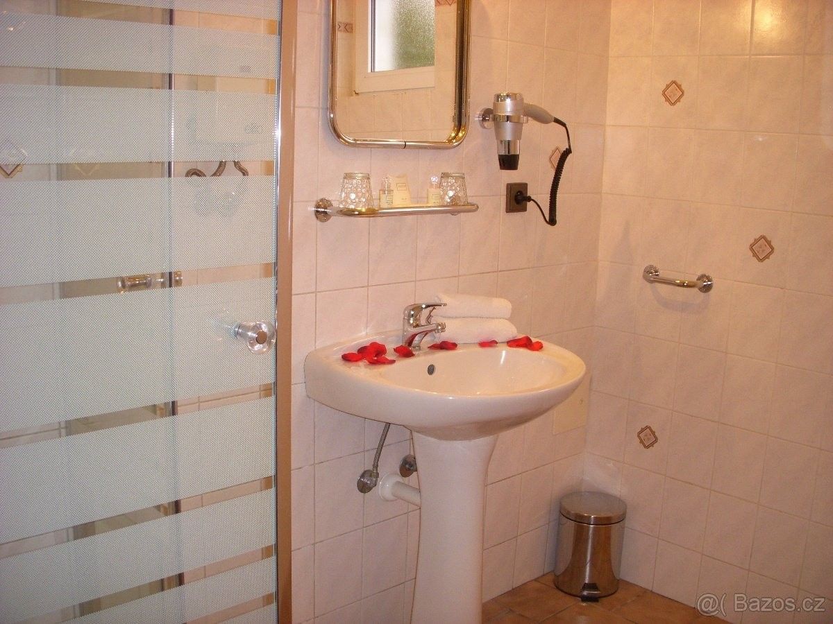 Pronájem byt - Staré Splavy, 471 63