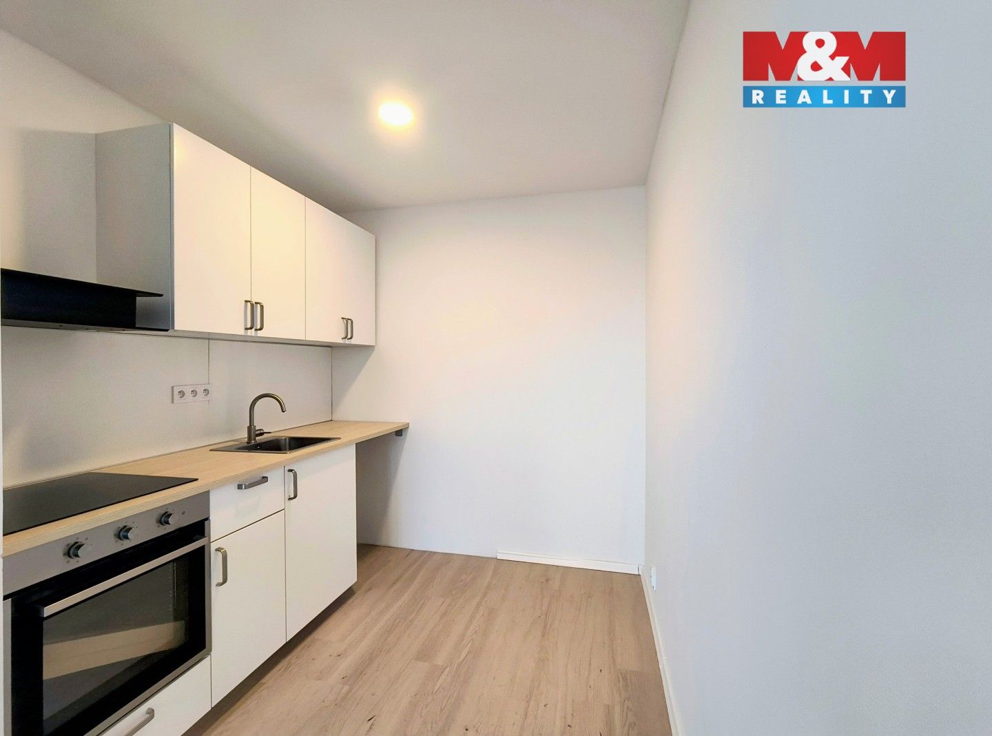 Pronájem byt 1+kk - Americká, Kladno, 34 m²