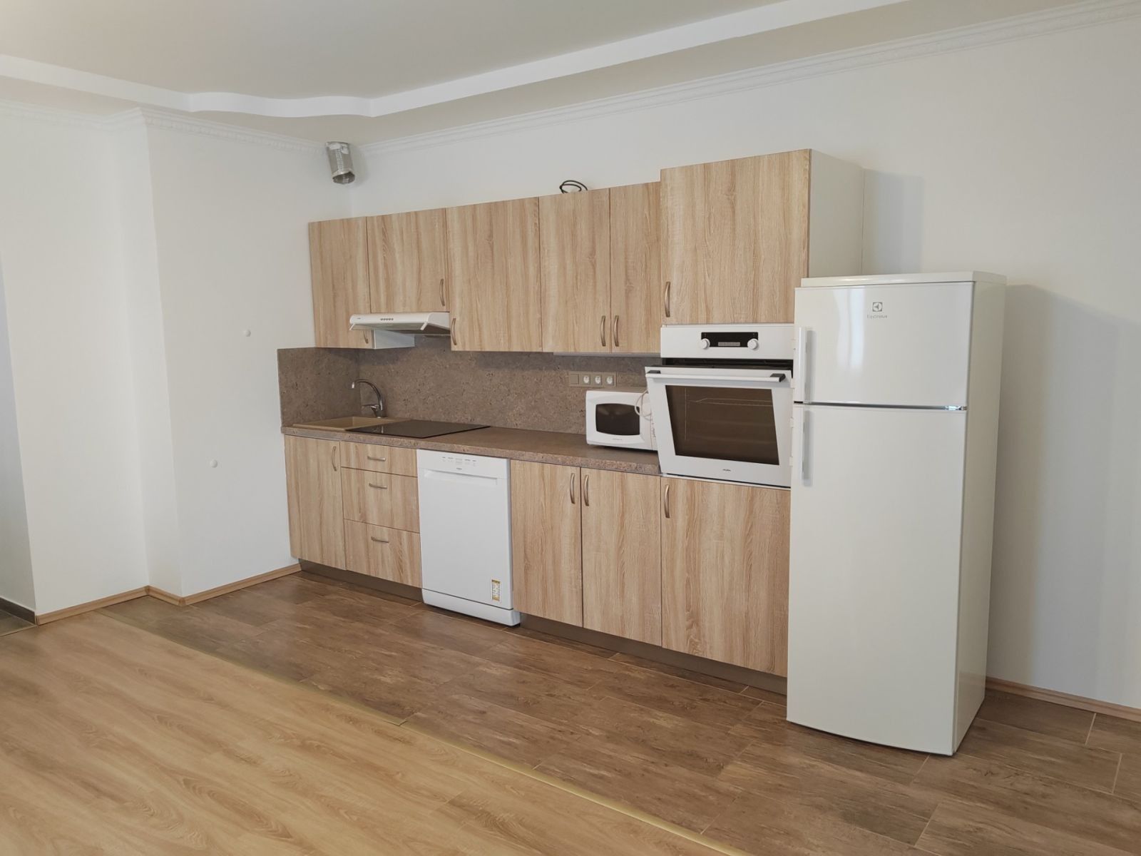 2+kk, Armádní, Milovice - Benátecká Vrutice, Středočeský kraj, 59 m² - 1