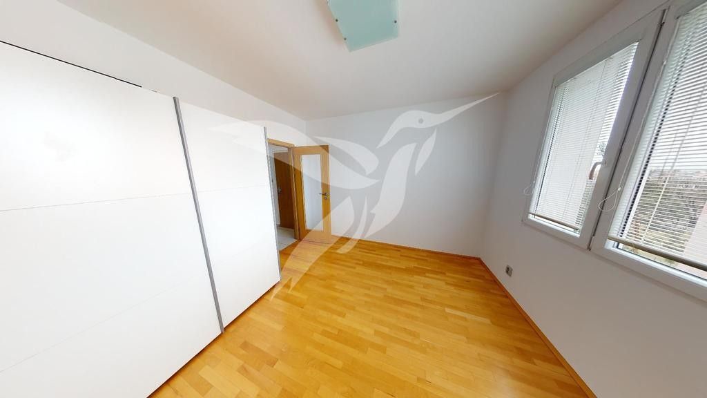 Pronájem byt 3+1 - Pod Vrchem 866, Plzeň, 66 m²