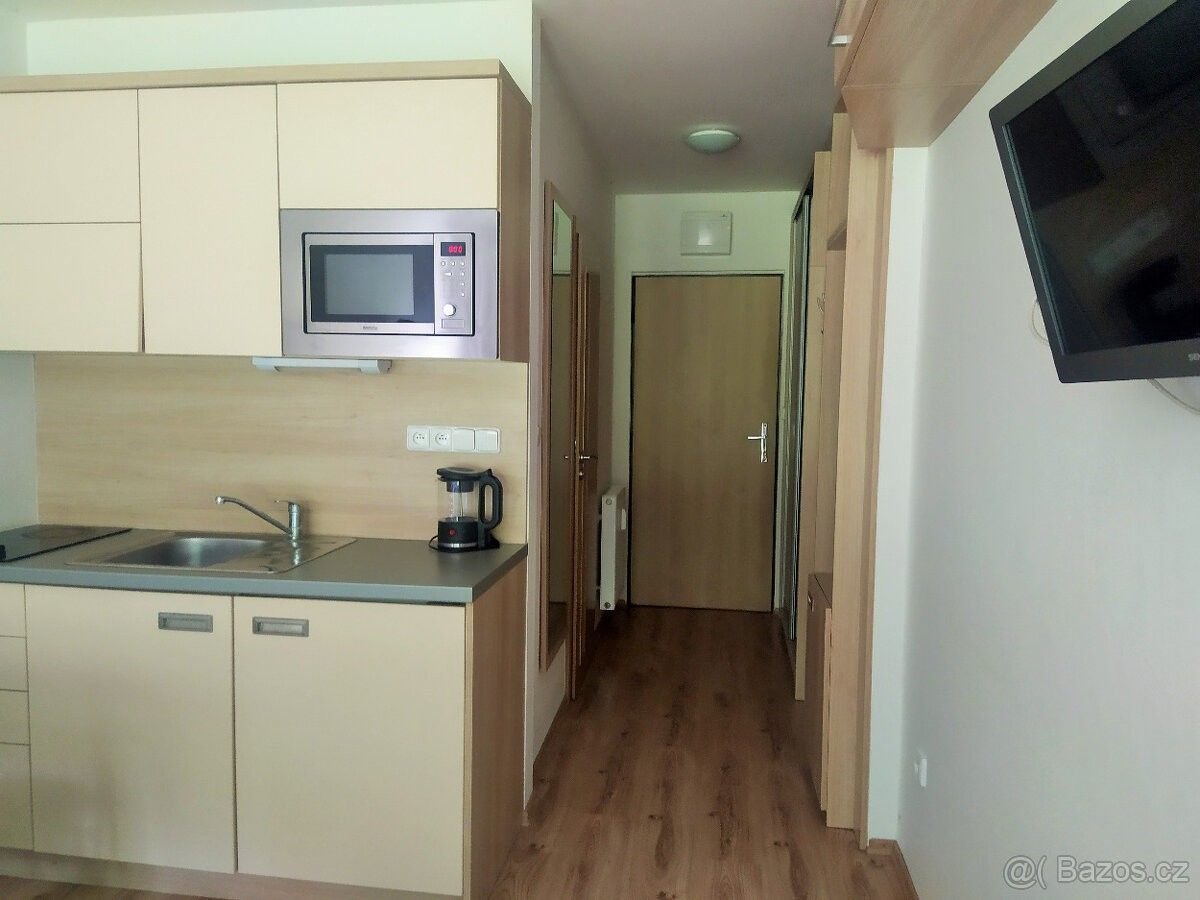 Pronájem byt - Slušovice, 763 15