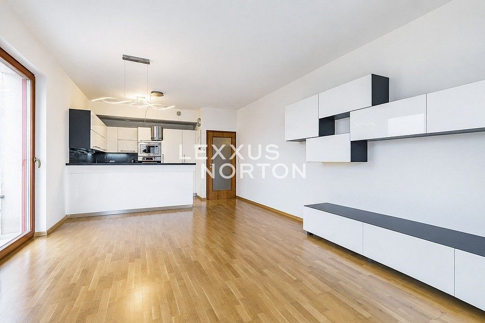 3+kk, V bytovkách, Praha 10 - Uhříněves, 143 m² - 1