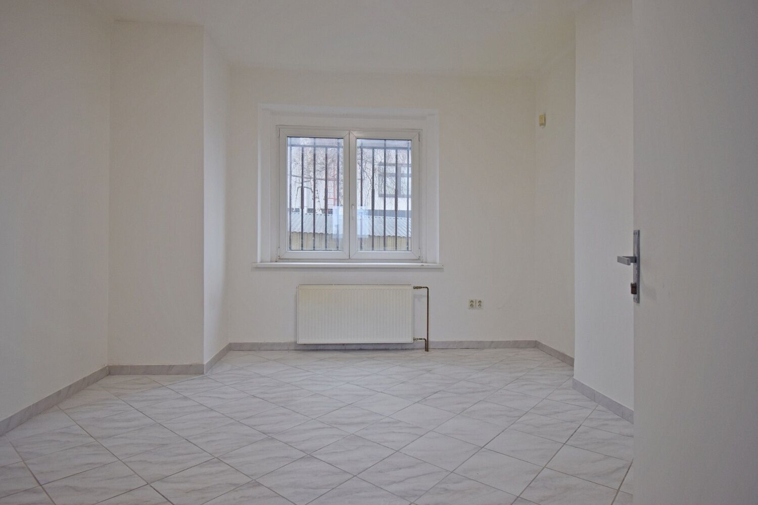 Ubytovací zařízení, Přátelství, Praha, 626 m²